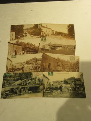 a picture of an old photo of a town