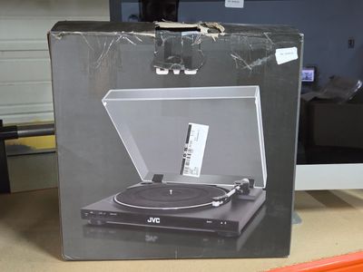 une boîte sur laquelle figure l'image d'un tourne-disque