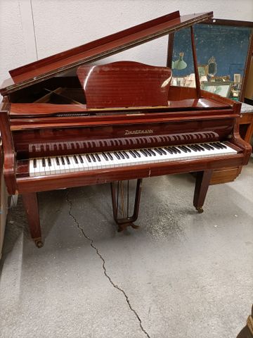 ZIMMERMANN. Piano quart de queue cadre métallique. Maison LABROUS