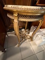 Guéridon rond de style Louis XVI en bois doré, plateau marbr… (photo 5)