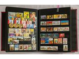 un livre avec beaucoup de timbres
