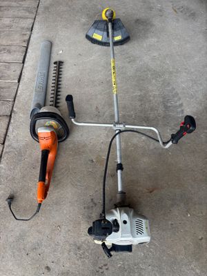 Ensemble taille haie électrique et débroussailleuse