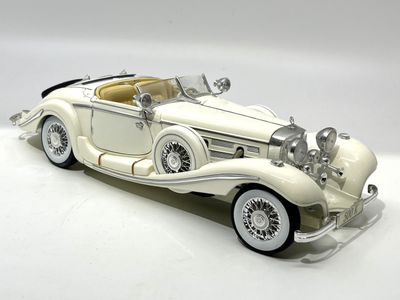 MAISTO. Mercedes-Benz 500K type Specialroadster de 1936, mét…