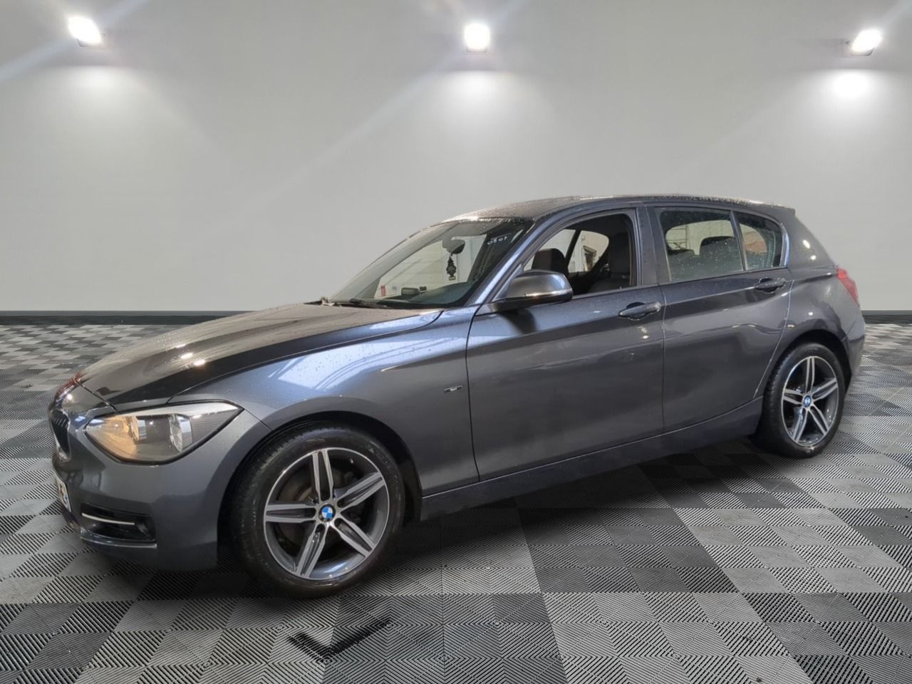 BMW - 118I 170 CH SPORT - ES - Mise en service: 03/06/2014 - Véhicule d'import (Allemagne) - euro 6