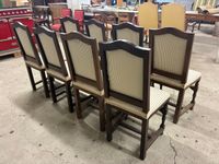 Suite de 8 chaises, piètement tourné réuni par une entretois… (photo 5)