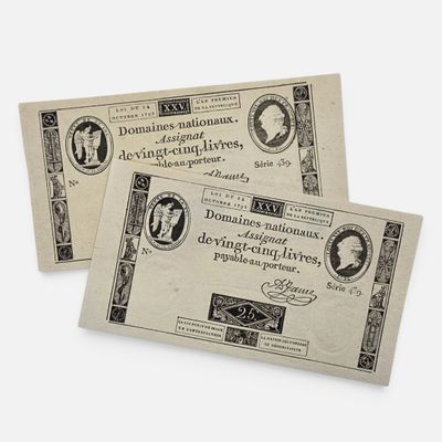 deux anciens billets de banque sur lesquels figurent des portraits de personnes sur fond blanc