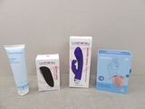 trois types différents de produits de soin du visage posés sur une table