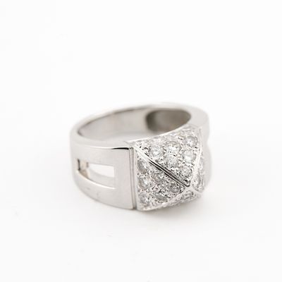 an image of a diamond ring on a white background