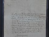 une feuille de papier sur laquelle on peut écrire, posée sur une table
