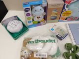 many items that are sitting on the table together