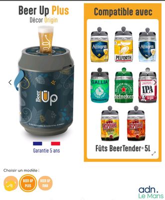 une photo d'un refroidisseur de canettes de bière contenant une canette de bière