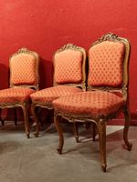 Suite de six chaises en noyer mouluré et sculpté, modèle à l… (photo 2)