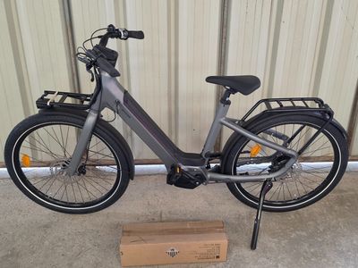 an image of a bicycle parked in front of a building