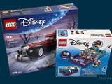 Deux coffrets Lego Disney sont représentés dans une boîte sur fond bleu