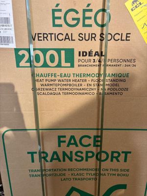 Une chauffe-eau thermodynamique 200L ATLANTIC Egéo vertical sur socle - Photo 1
