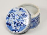 boîte chinoise en porcelaine bleue et blanche avec couvercle