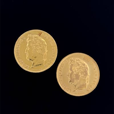 deux pièces d'or portant le portrait d'un homme et d'une femme