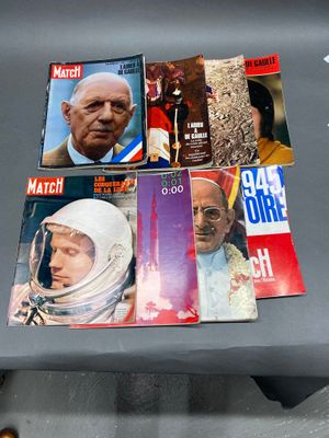 PARIS MATCH Ensemble de 10 revues dont numéros consacrés à l…