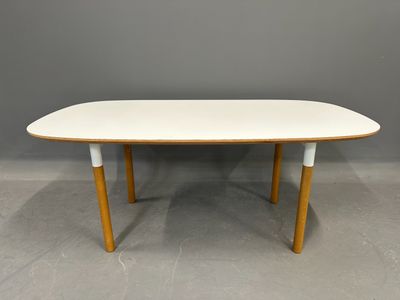 HABITAT - TABLE de salle à manger avec plateau blanc et pied…