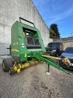 Presse à balles rondes JOHN DEERE 592 HIFLOW (en partie démo…