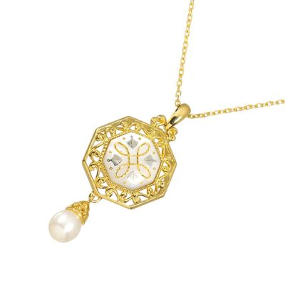 Marque : Mikimoto Modèle : Piqué - Collier perle de culture …