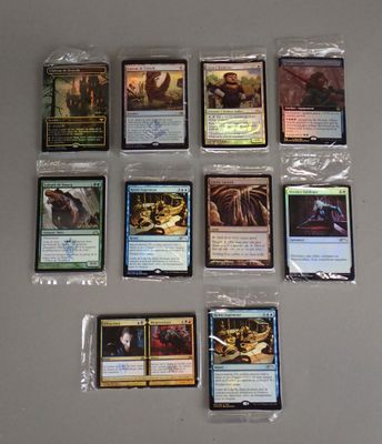 beaucoup de cartes sur la table