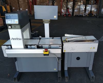 ANRITSU. Trieuse pondérale avec son détecteur de métaux, de …
