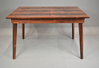 TABLE de milieu en bois, contreplaqué et placage de palissan…