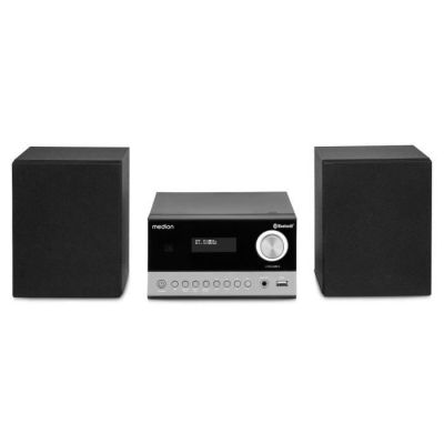 un gros plan d'une chaîne hi-fi avec des enceintes sur fond blanc