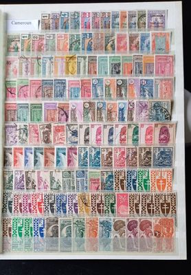 Colonies. CAMEROUN + de 200 timbres tous différents.