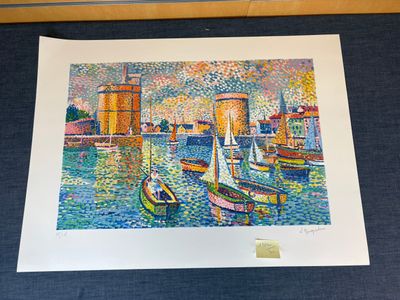 une image d'une peinture de bateaux dans l'eau