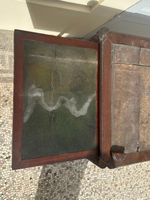 Bureau plat en placage d'acajou ouvrant par trois tiroirs en… (photo 6)