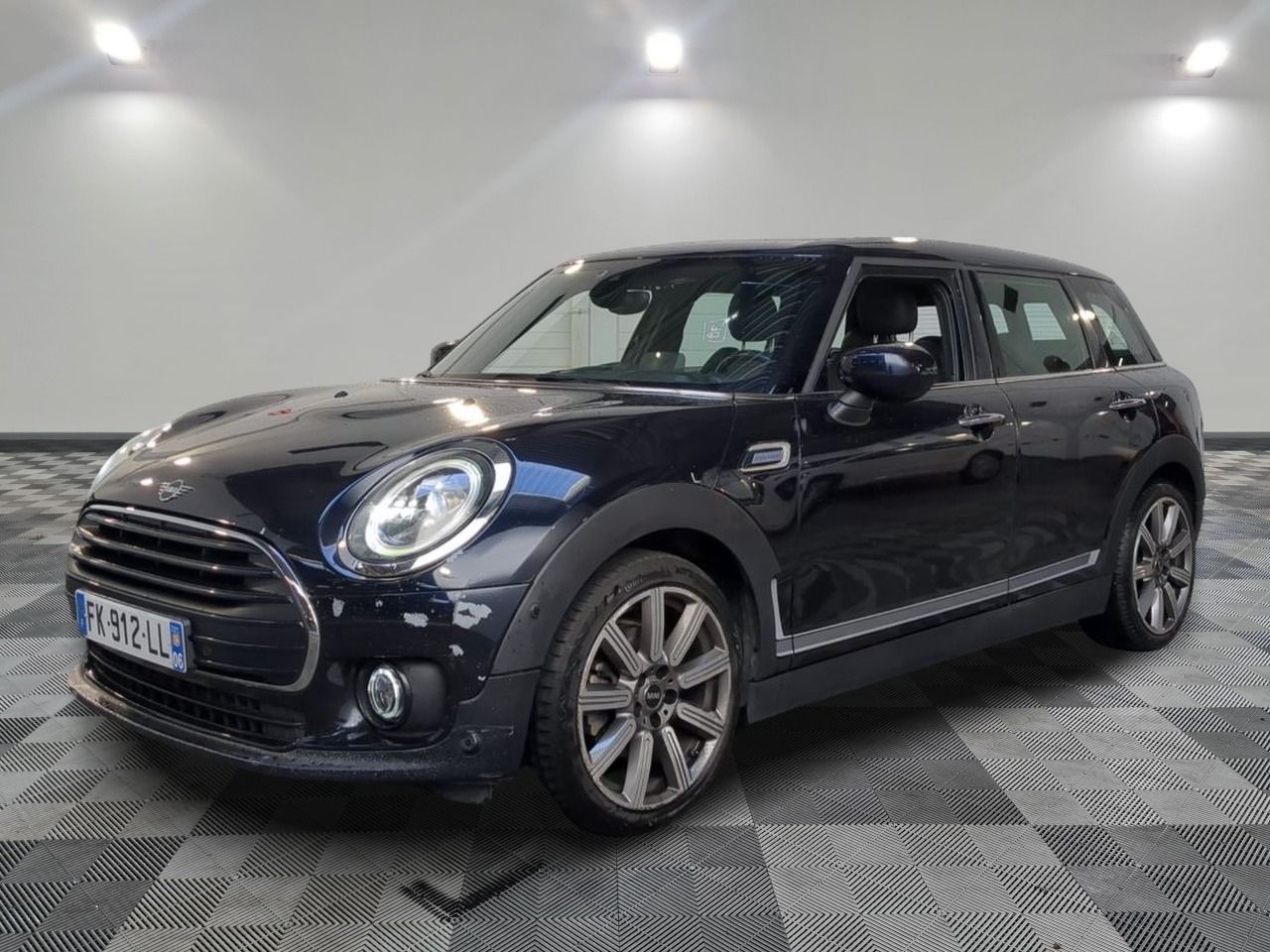 MINI - CLUBMAN COOPER 136 CH DKG7 EDITION CANONBURY - ES - Mise en service: 27/09/2019 - Batterie faible ou hors serv...