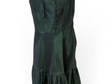 une robe noire sur un mannequin mannequin mannequin mannequin mannequin mannequin mannequin mannequin mannequin mannequin