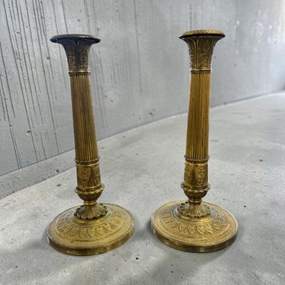 paire de chandeliers anciens en laiton