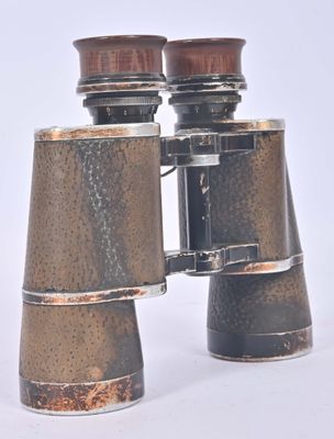 a pair of binoculars that are sitting on a table