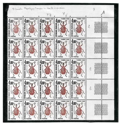 un timbre sur lequel figure l'image d'un insecte