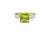 a peridot and diamond ring