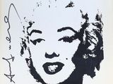 l'image d'un dessin du visage d'une femme sur un morceau de papier