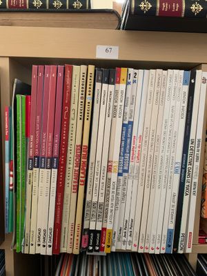 * Lot de bandes dessinées et divers - Photo 1