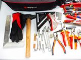 many tools that are sitting on a table