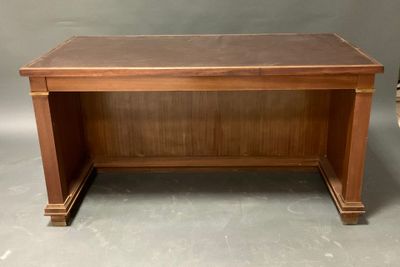 Jacques ADNET, Bureau en acajou et placage d'acajou, les mon…