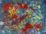 peinture abstraite représentant des fleurs rouges, jaunes, bleues et vertes sur un fond bleu