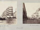 deux vieilles photos en noir et blanc d'une rue de la ville avec des immeubles