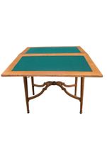 Table à jeux à plateau portefeuille, piètement réuni par une… (photo 3)