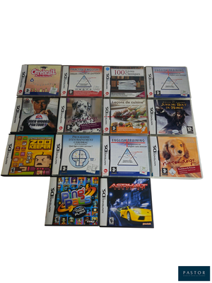 un grand nombre de jeux vidéo sur la table