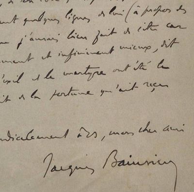 gros plan d'une lettre écrite à la main sur un morceau de papier