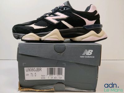 New Balance 9990, fabriquées en Angleterre, noir / rose