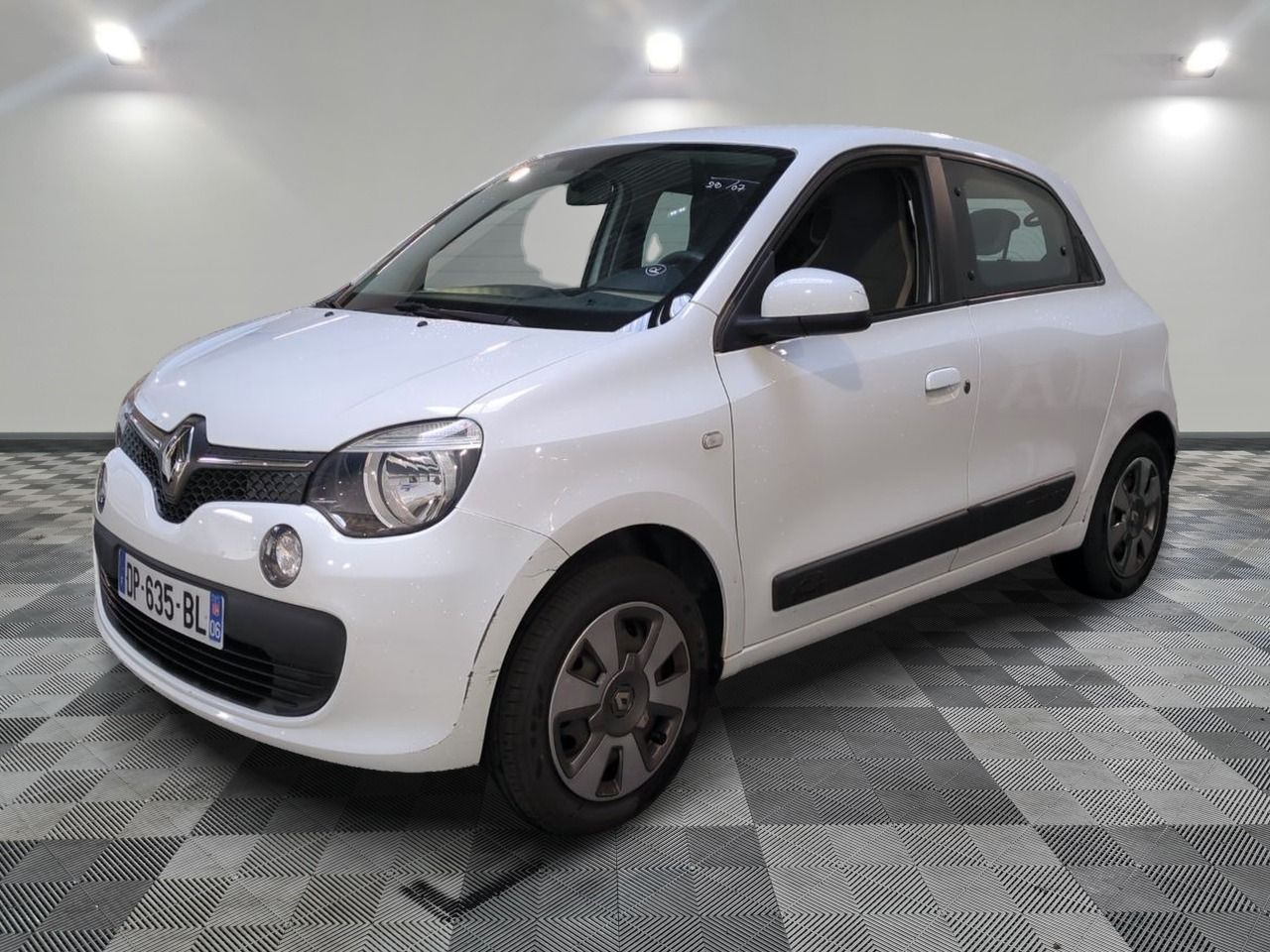 Renault Twingo III 0.9 TCE 90 Energy Zen - Voiture compacte avec défauts mécaniques