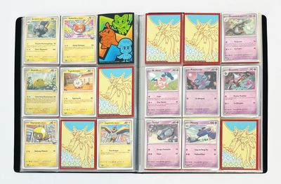 beaucoup de cartes pokemon sur la table